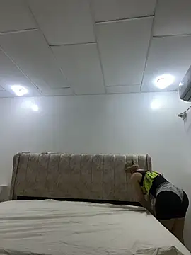 Snapshot of maymercy chatting on 12/03/25, 04:27 maymercy online show from 12/03/25, 04:27