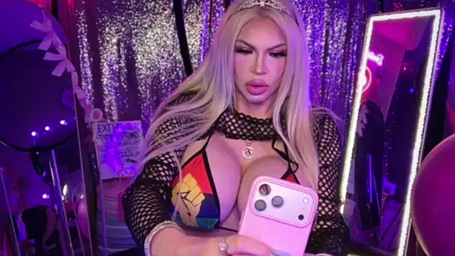 bimbotwerkqueen online show from 06/20/26, 01:52