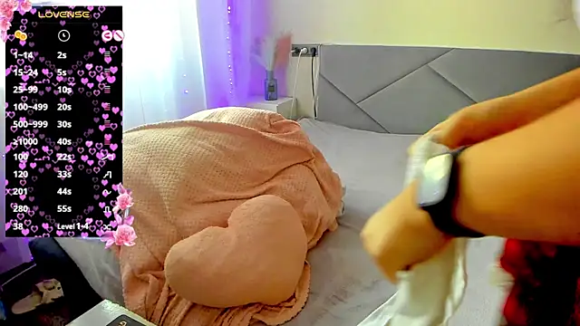 viki love77 online show from 10/15/25, 03:17