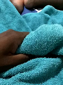 lucky dicks143 online show from 12/15/25, 08:46