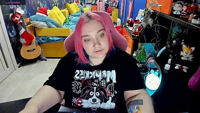 Softie Sofy online show from 01/11/25, 12:18