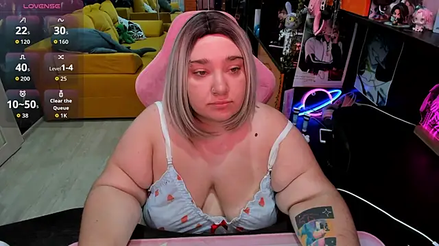 Softie Sofy online show from 07/29/26, 02:10