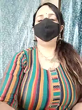 cute-tanvi online show from 01/20/25, 10:29