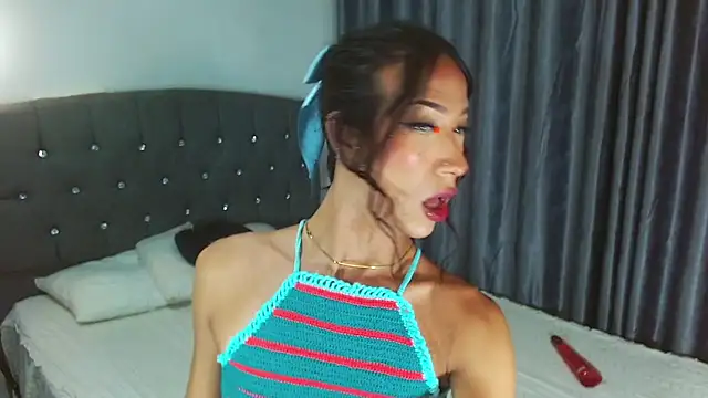 Snapshot of Kenisha_Sweet chatting on 10/07/25, 05:32 Kenisha Sweet online show from 10/07/25, 05:32