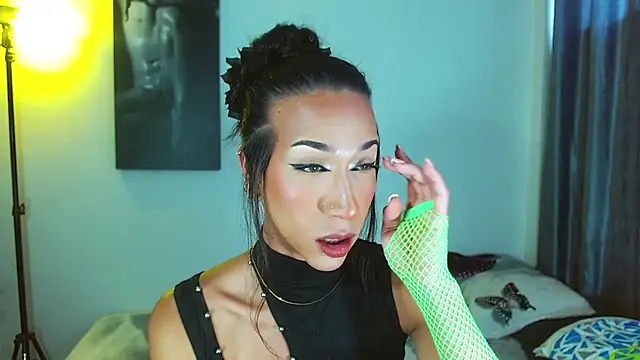 Snapshot of Kenisha_Sweet chatting on 11/23/25, 04:29 Kenisha Sweet online show from 11/23/25, 04:29