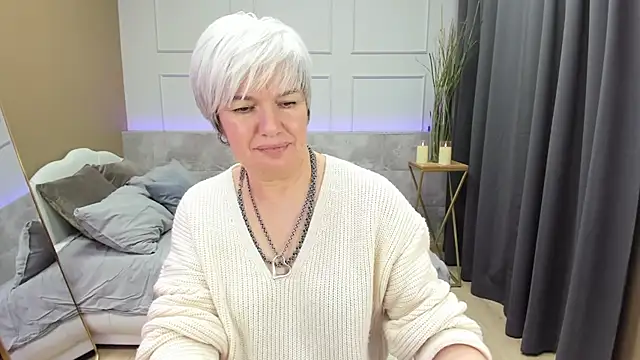 CarmenSoft online show from 12/29/24, 06:03