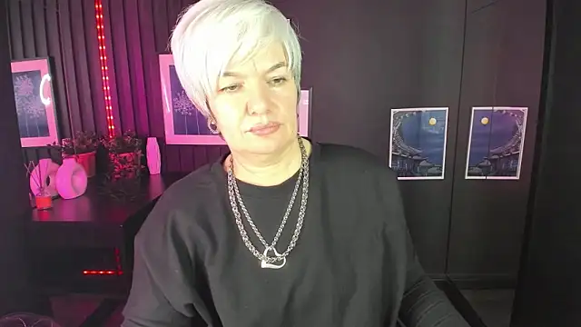 Snapshot of CarmenSoft chatting on 01/04/25, 02:46 CarmenSoft online show from 01/04/25, 02:46