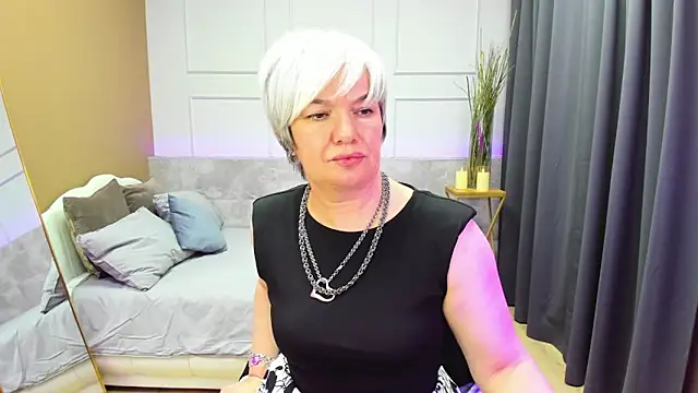 Snapshot of CarmenSoft chatting on 01/13/25, 06:06 CarmenSoft online show from 01/13/25, 06:06