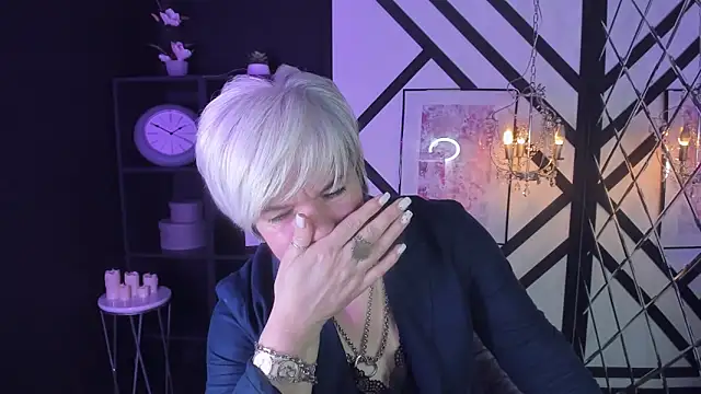 Snapshot of CarmenSoft chatting on 01/19/25, 03:29 CarmenSoft online show from 01/19/25, 03:29