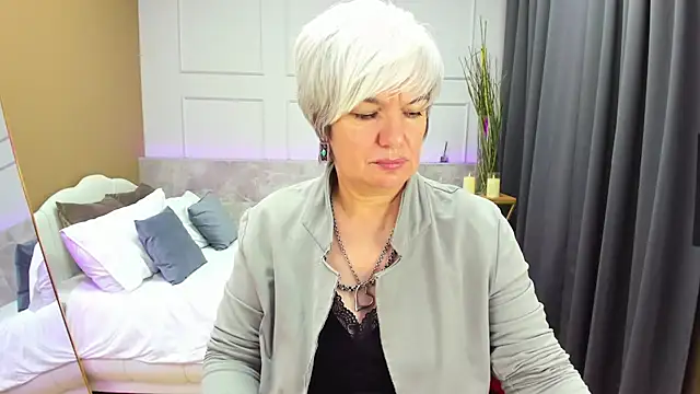 Snapshot of CarmenSoft chatting on 02/03/25, 03:20 CarmenSoft online show from 02/03/25, 03:20