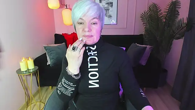 Snapshot of CarmenSoft chatting on 02/18/25, 09:20 CarmenSoft online show from 02/18/25, 09:20