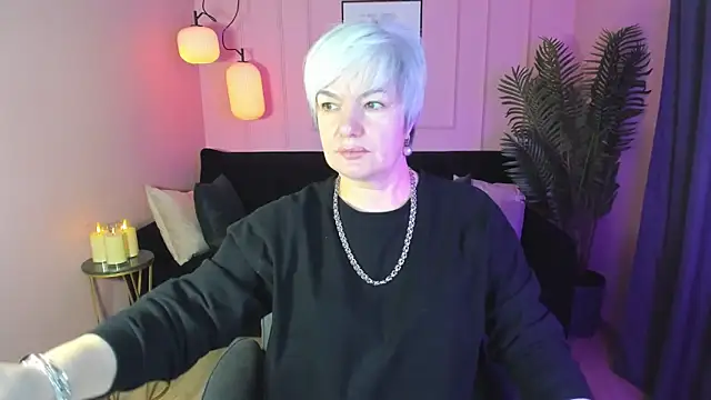 Snapshot of CarmenSoft chatting on 02/21/25, 08:49 CarmenSoft online show from 02/21/25, 08:49