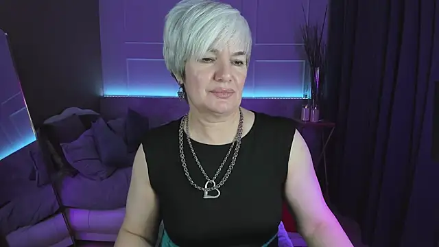 Snapshot of CarmenSoft chatting on 02/23/25, 11:47 CarmenSoft online show from 02/23/25, 11:47