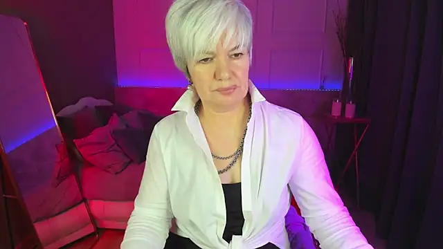 Snapshot of CarmenSoft chatting on 02/26/25, 11:59 CarmenSoft online show from 02/26/25, 11:59