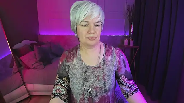 Snapshot of CarmenSoft chatting on 03/10/25, 03:56 CarmenSoft online show from 03/10/25, 03:56