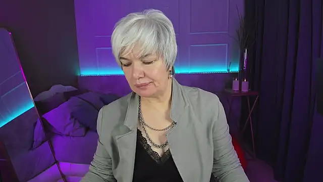 Snapshot of CarmenSoft chatting on 03/15/25, 02:46 CarmenSoft online show from 03/15/25, 02:46