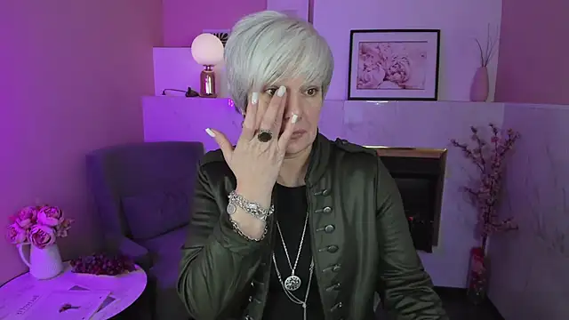 Snapshot of CarmenSoft chatting on 03/17/25, 08:51 CarmenSoft online show from 03/17/25, 08:51