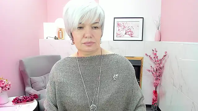 Snapshot of CarmenSoft chatting on 03/21/25, 09:01 CarmenSoft online show from 03/21/25, 09:01