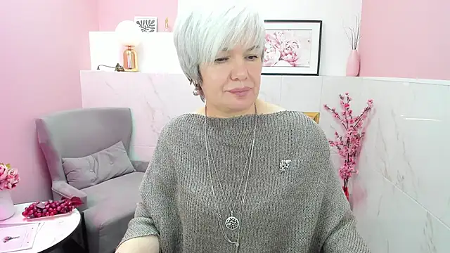 Snapshot of CarmenSoft chatting on 03/22/25, 12:06 CarmenSoft online show from 03/22/25, 12:06