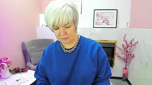 CarmenSoft online show from 09/14/25, 08:41