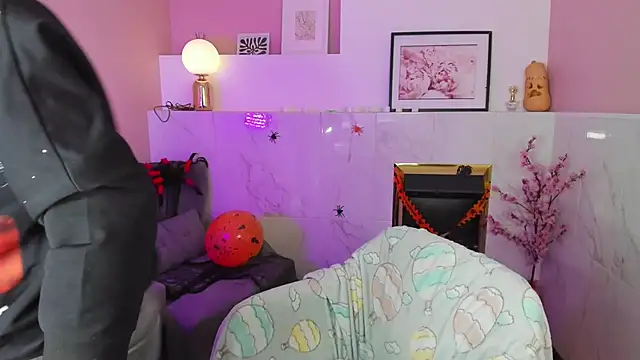 Snapshot of CarmenSoft chatting on 11/02/25, 08:44 CarmenSoft online show from 11/02/25, 08:44