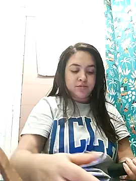 Snapshot of mery_rosse chatting on 01/06/25, 09:22 mery rosse online show from 01/06/25, 09:22