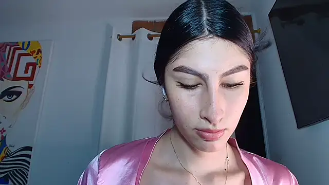 Snapshot of valeria_gonzales_ chatting on 07/17/26, 01:01 valeria gonzales online show from 07/17/26, 01:01