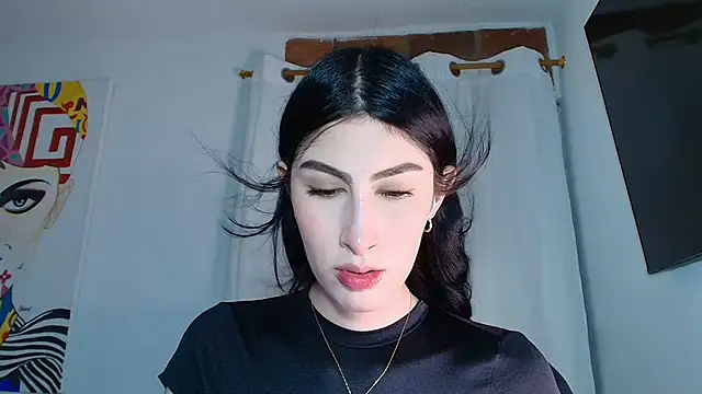 Snapshot of valeria_gonzales_ chatting on 07/26/26, 01:03 valeria gonzales online show from 07/26/26, 01:03