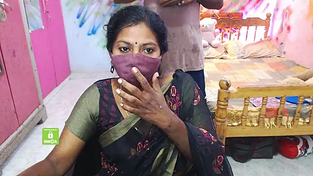 Snapshot of Novapol chatting on 11/11/25, 05:35 Novapol online show from 11/11/25, 05:35