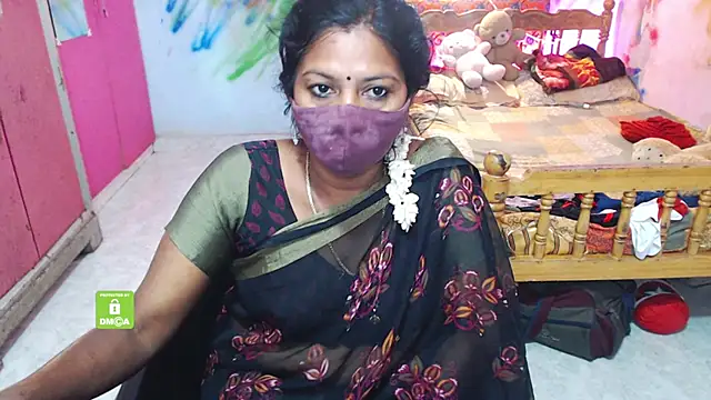 Snapshot of Novapol chatting on 11/21/25, 05:44 Novapol online show from 11/21/25, 05:44