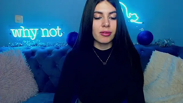 ViollinaLove online show from 12/20/24, 11:54