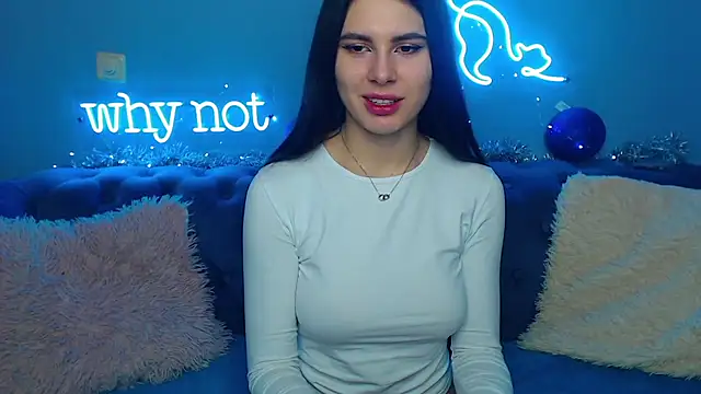 ViollinaLove online show from 12/22/24, 05:45
