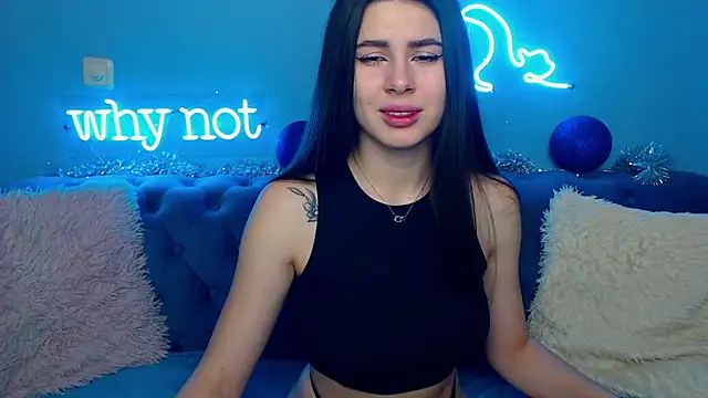 ViollinaLove online show from 01/05/25, 05:41