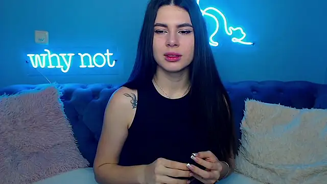 ViollinaLove online show from 01/17/25, 05:42
