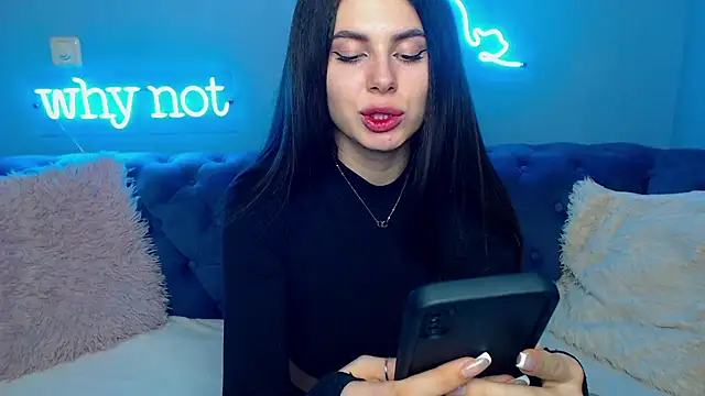 ViollinaLove online show from 01/25/25, 02:03