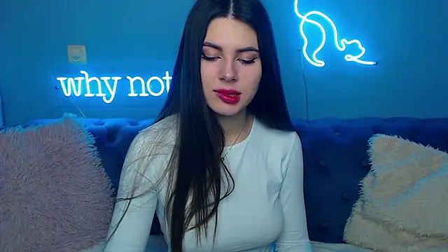 ViollinaLove online show from 01/31/25, 05:51