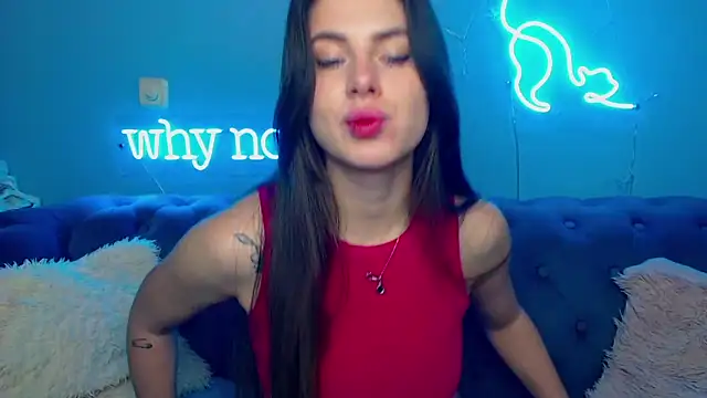 Snapshot of ViollinaLove chatting on 02/22/26, 05:51 ViollinaLove online show from 02/22/26, 05:51