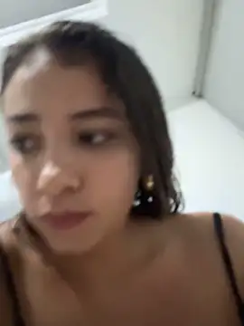 Snapshot of Hall_16 chatting on 12/06/24, 11:14 Hall 16 online show from 12/06/24, 11:14