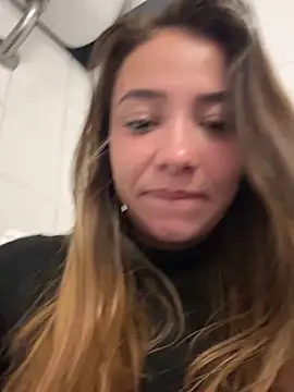 Snapshot of Hall_16 chatting on 01/16/25, 10:34 Hall 16 online show from 01/16/25, 10:34