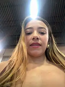 Snapshot of Hall_16 chatting on 02/25/25, 09:57 Hall 16 online show from 02/25/25, 09:57