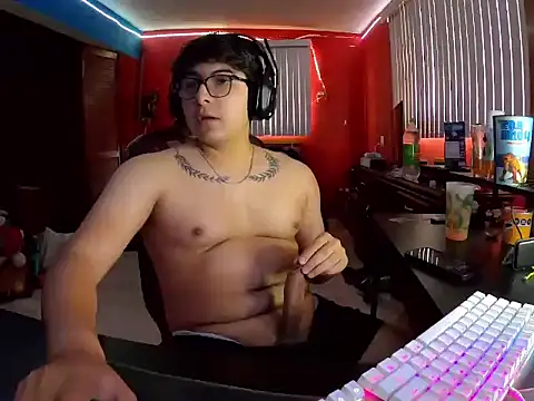 Nathanroberts111 online show from 12/20/24, 05:18