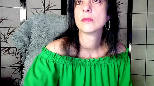 Snapshot of _Sweetlonglips_ chatting on 11/03/25, 04:47 Sweetlonglips online show from 11/03/25, 04:47