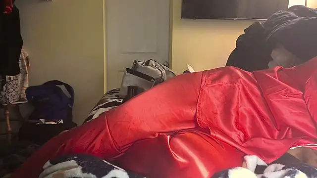 MaddisonX online show from 12/16/25, 09:03