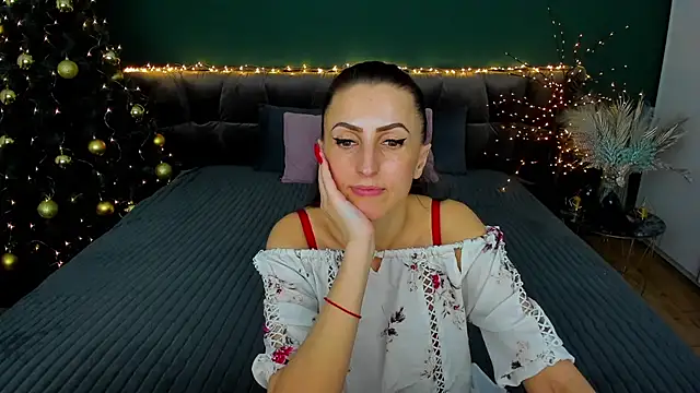 Rebecca Diamond online show from 01/22/25, 09:57