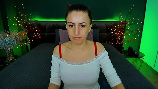 Rebecca Diamond online show from 01/26/25, 06:28
