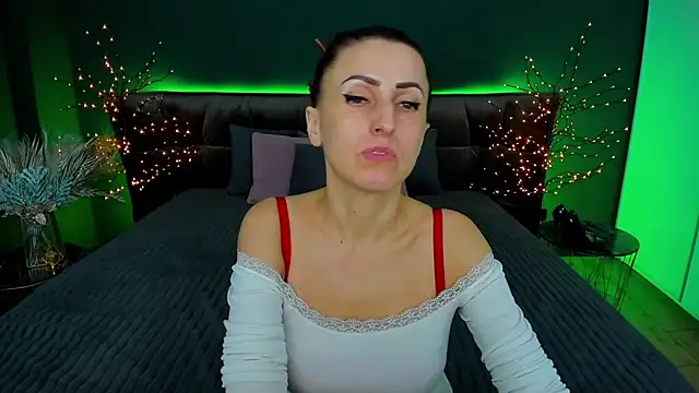 Rebecca Diamond online show from 01/26/25, 03:58