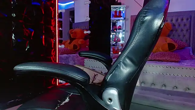 Gabrielamort online show from 02/04/25, 12:44