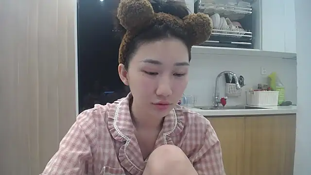 Asiagirll online show from 06/09/26, 02:06