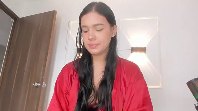 Hanna Risso online show from 06/13/26, 06:06
