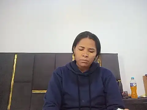 aleixane online show from 07/16/26, 07:47